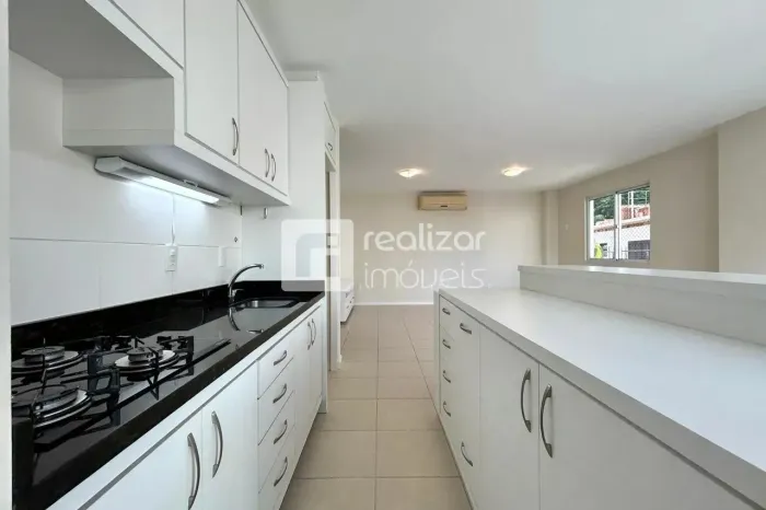 Casa em condominio 2 quartos no bairro Lagoa da Conceição - Florianópolis