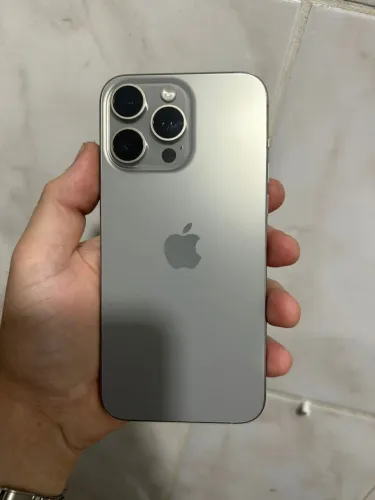 iPhone 15 pro max 256g