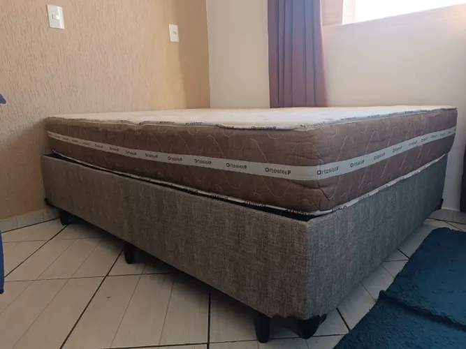 Cama Box Casal com colchão