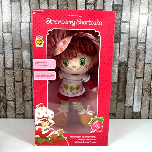 Boneca de Pano Strawberry Shortcake ?Moranguinho? - TLS Toys