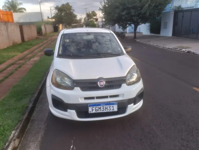 Fiat Uno Attractive 1.0 EVO Fire Flex 8V 5P 2021