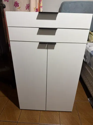 Sapateira com gaveta 