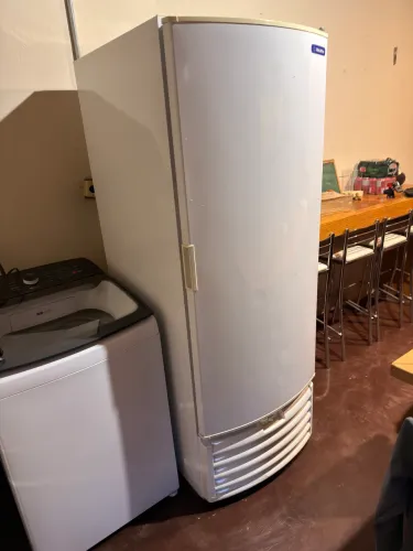 Freezer Metalfrio 560 litros