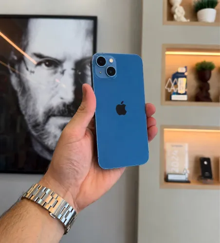 Iphone 13 128gb azul! Acompanha acessórios Aceito cartão