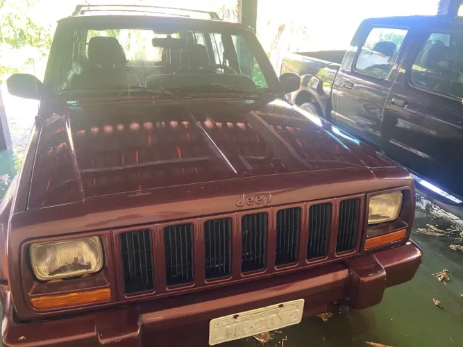 Jeep Cherokee Sport 4.0 Mec./aut. 2000