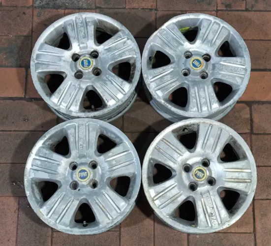 Jogo Roda Liga Leve Aro 15 Fiat Adventure 4x98 Original Doblô Roda Liga-Leve Fiat Aro 15