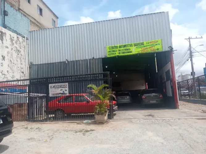 Barreiro - Galpão de 240m² - Já alugado, renda extra