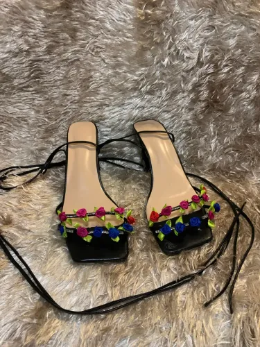 ROSAS - Salto Alto Preto