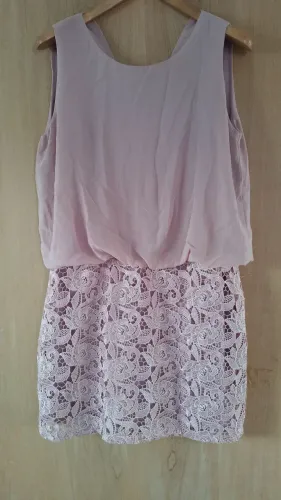 Vestido social curto