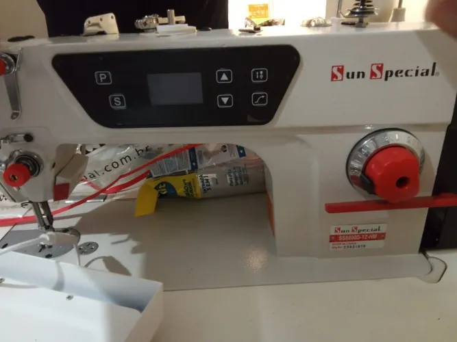 Máquina de Costura Industrial Reta Direct Drive SS8800D-TZ-HM - Sun Special