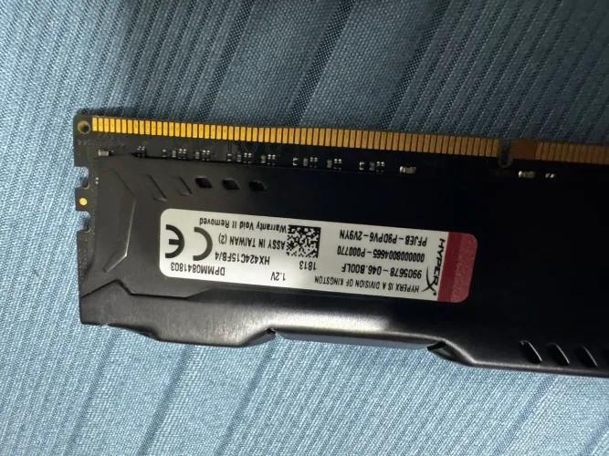 Kit Memória RAM HyperX Fury 16GB (2x8GB) DDR4 2400MHz CL15