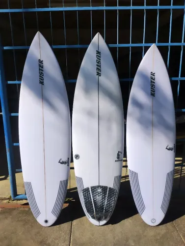 Encomendas de pranchas de surf personalizadas