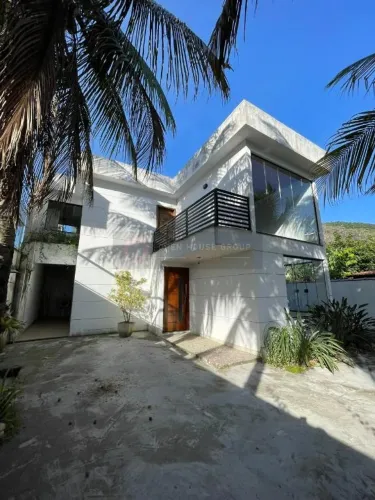 OPEN HOUSE VENDE CASA EM ITAIPU