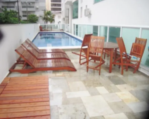 apartamento a venda no Guarujá praia de Pitangueiras