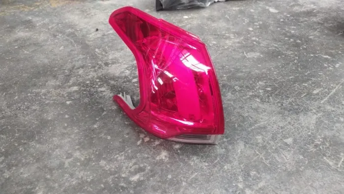 Lanterna Peugeot 2008 2015 ate 2022 Led 
