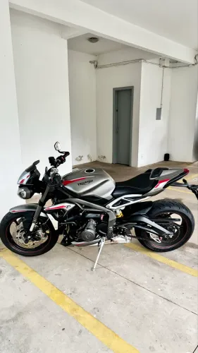 Street Triple 765RS