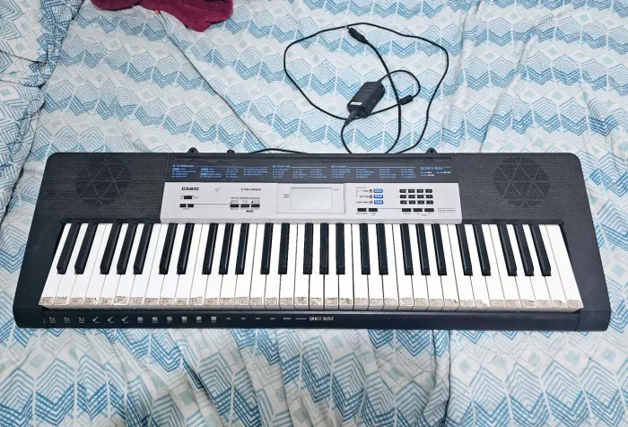 Teclado para iniciar os estudos