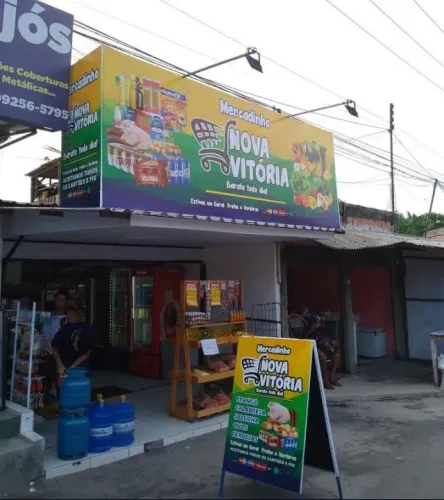 FACHADA EM LONA IMPRESSA, ADESIVO E MUITO MAIS!