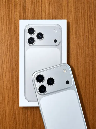 iPhone 17 pro max