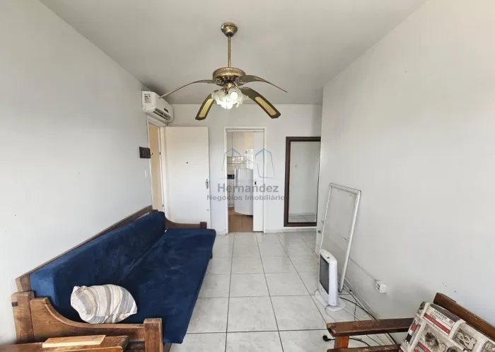 Apartamento de 2 dormitórios próximo às universidades