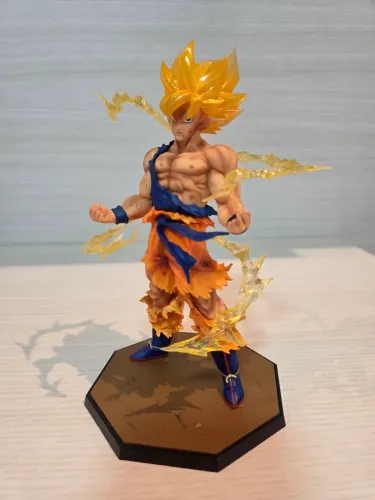 Goku Super Sayajin Figuarts Zero Bandai Original