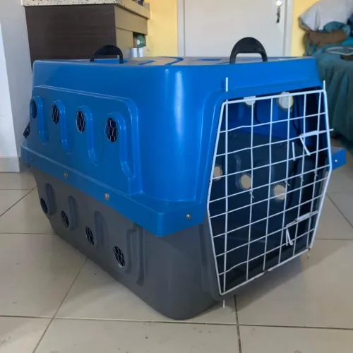 Caixa transportadora para pets nº 5 (60x70x85cm) usada