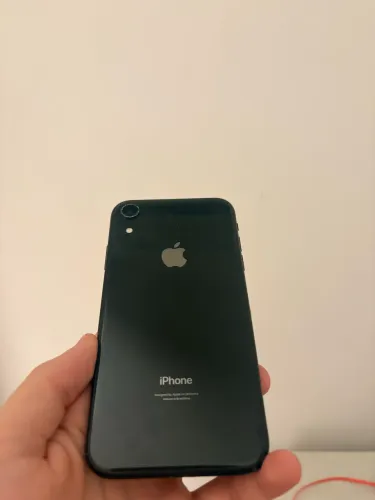 iPhone XR 64 gb
