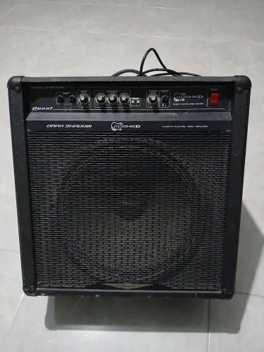 Amplificador contrabaixo OCB 600D