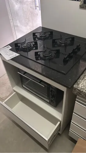 Fogão cooktop com armário