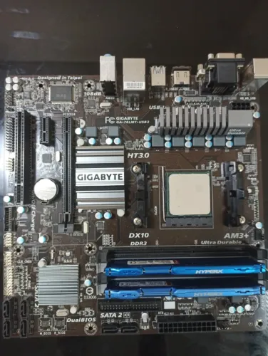 Placa Mãe GIGABYTE GA-LMT-USB3 REV 5.0 AM3+