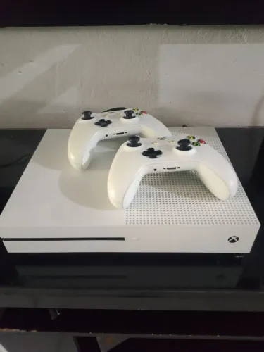 Vendo Xbox one S
