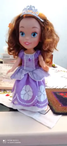 Boneca princesa Sofia 