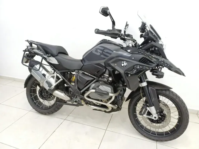 R 150 GS triple Black Premium kit baixo 
