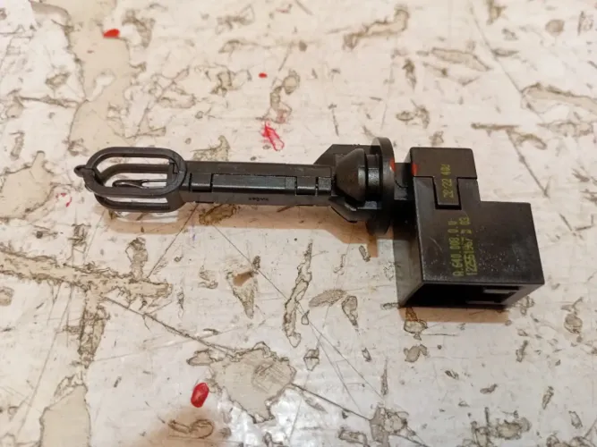Sensor Temperatura Ar Fiat Fastback Abarth 2023 Preto