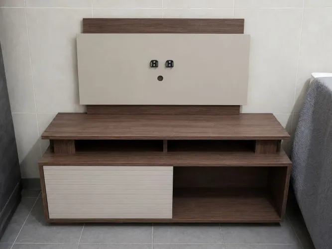 Painel com rack
