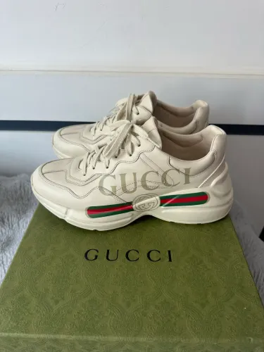 Tênis Gucci Rhyton 40BR