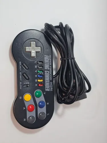 Hori fighting commander super famicon