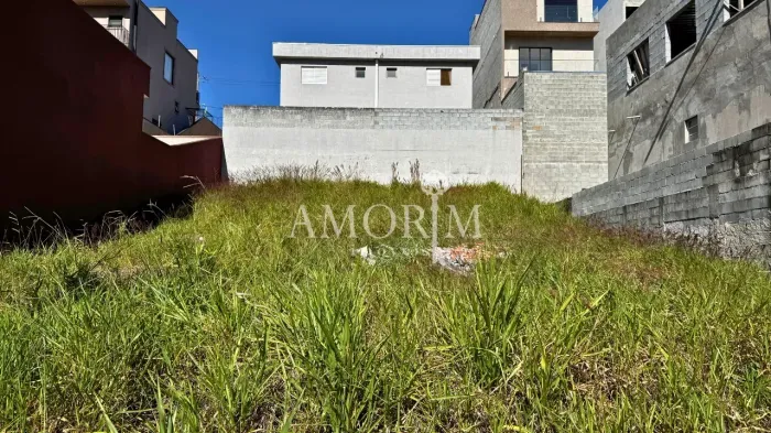 TERRENO À VENDA - ACEITA FINANCIAMENTO