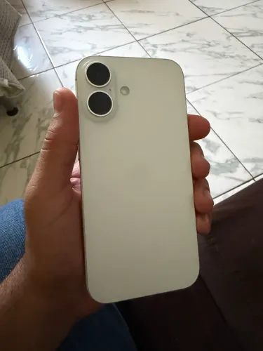 iPhone 16 128gb