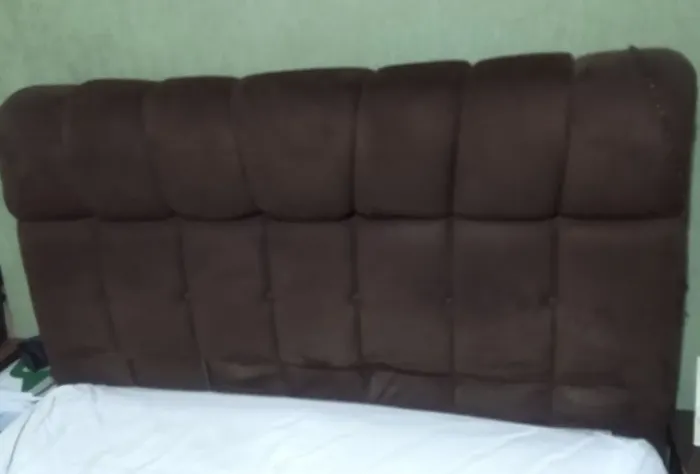 Cama Box Casal Padrão com Cabeceira de Suede Marrom