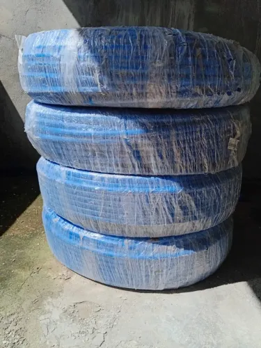 Rolo Tubo PEAD Azul 100 Metros - Novo (Estou vendendo 2 cada um de 100 metros