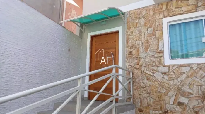 Sobrado com Piscina a Venda na Freguesia do Ó