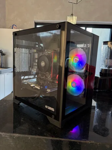 Pc gamer !!! Ryzen 5, 16 gigas, RX 580 8 gigas !!!
