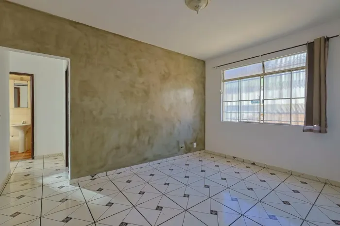 Apartamento à Venda - Concórdia, 2 Quartos, 75 m2