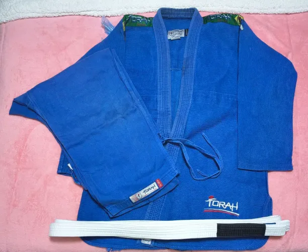 Kimono Torah A4 usado 