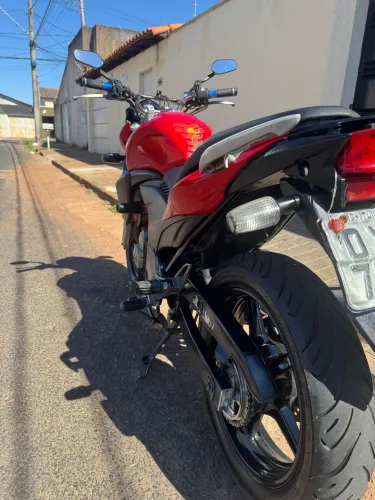 CB300r ano 2014