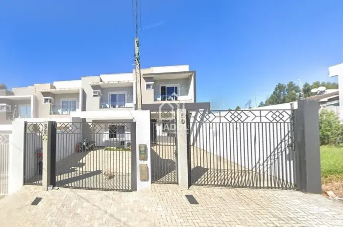 Sobrado à Venda em Jardim Carvalho, Ponta Grossa - PR