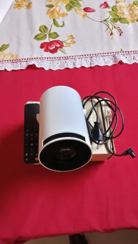 Vendo projetor olografico