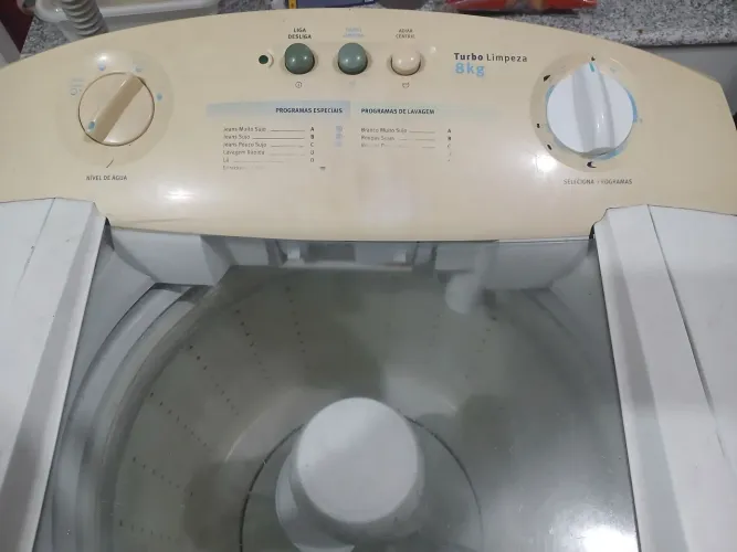 Máquina de lavar Electrolux 8k funcionando