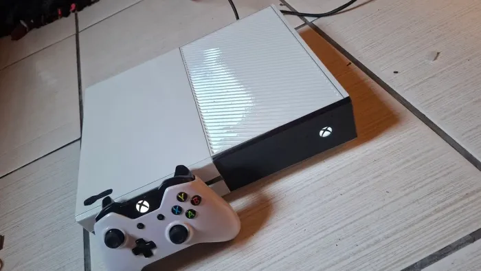 ?Xbox One Fat 500GB Branco - Usado & Excelente Estado! ?